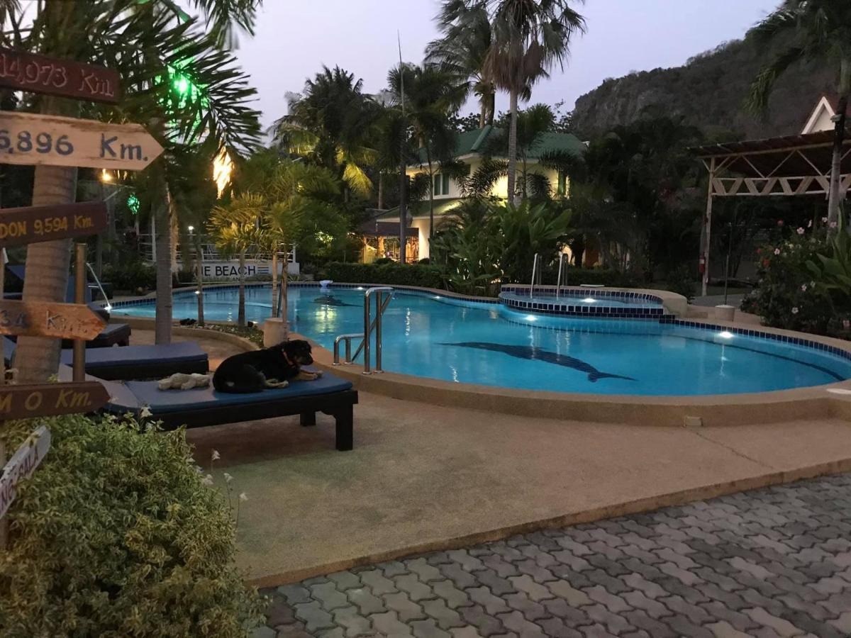 The Beach Boutique Resort Ban Pak Nam Pran Exterior foto