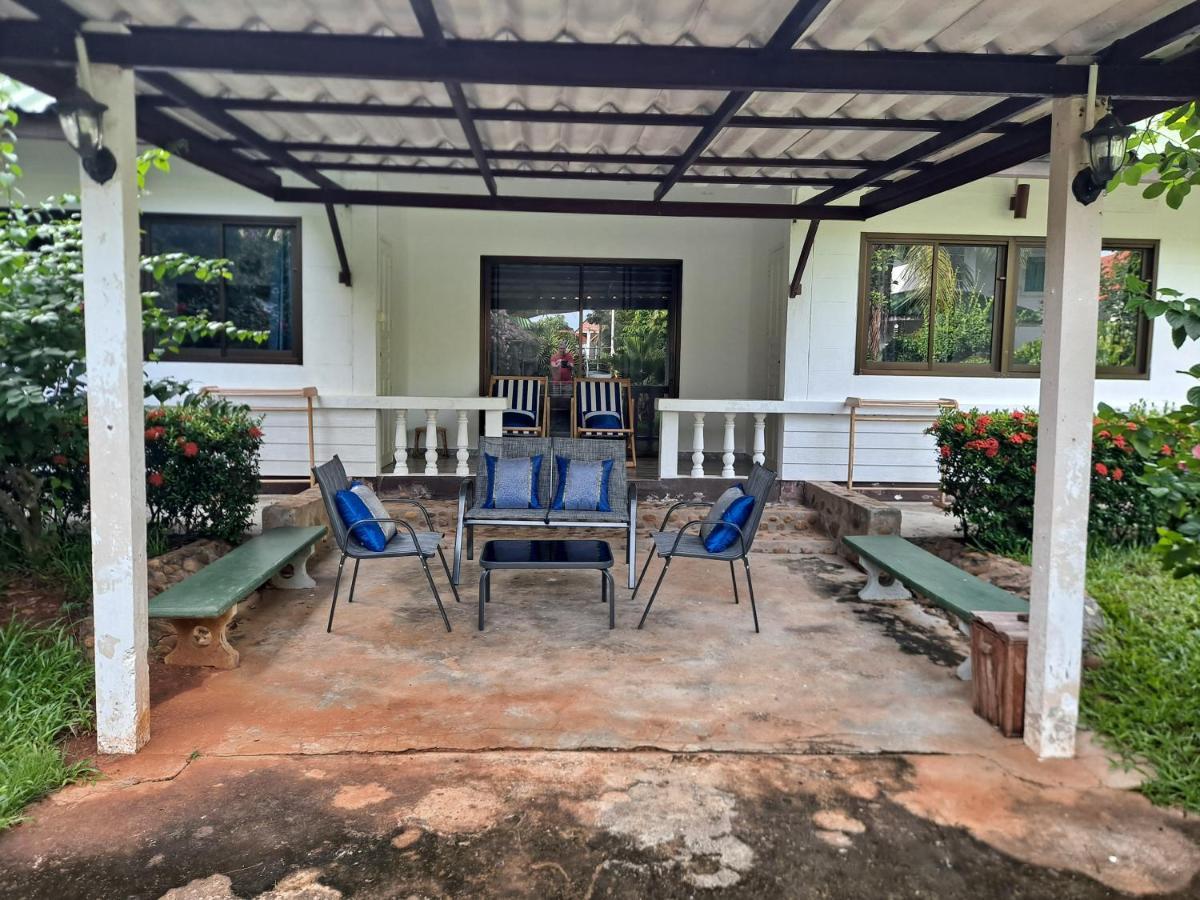The Beach Boutique Resort Ban Pak Nam Pran Exterior foto